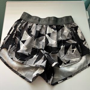 Training loose fit shorts